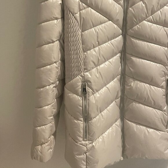 Kenneth Cole Women's  Puffer with Faux Fur Trimmed Hood - Picture 5 of 14